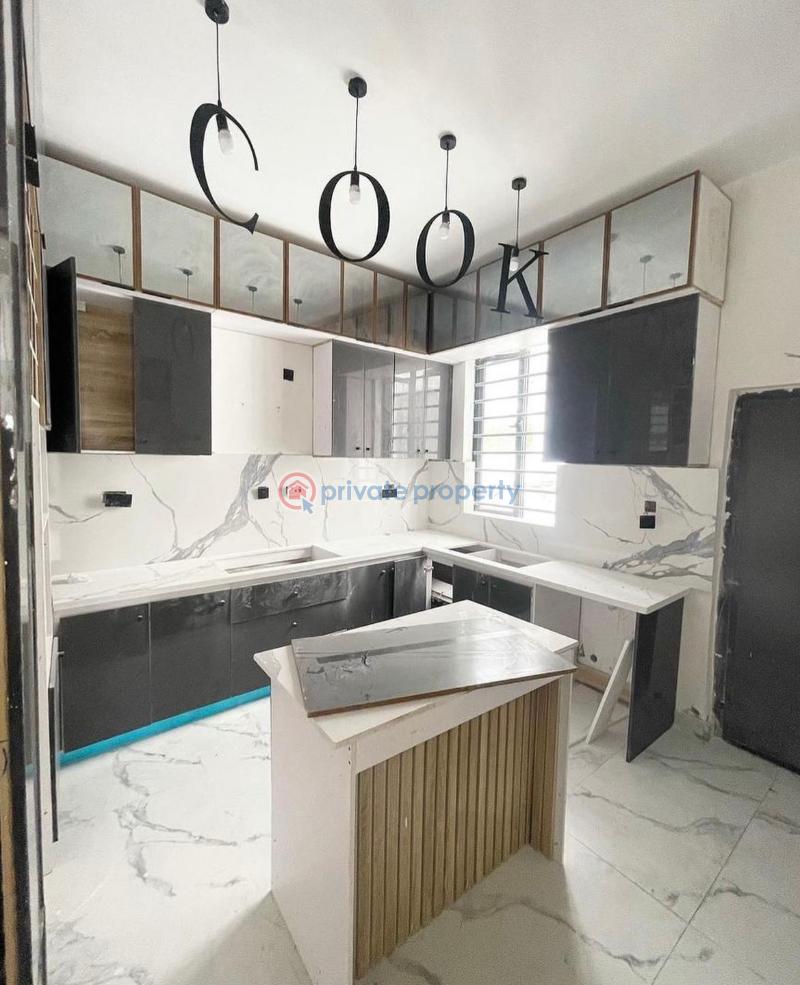 5 bedroom Duplex For Sale Chevron Lekki Lagos - 3