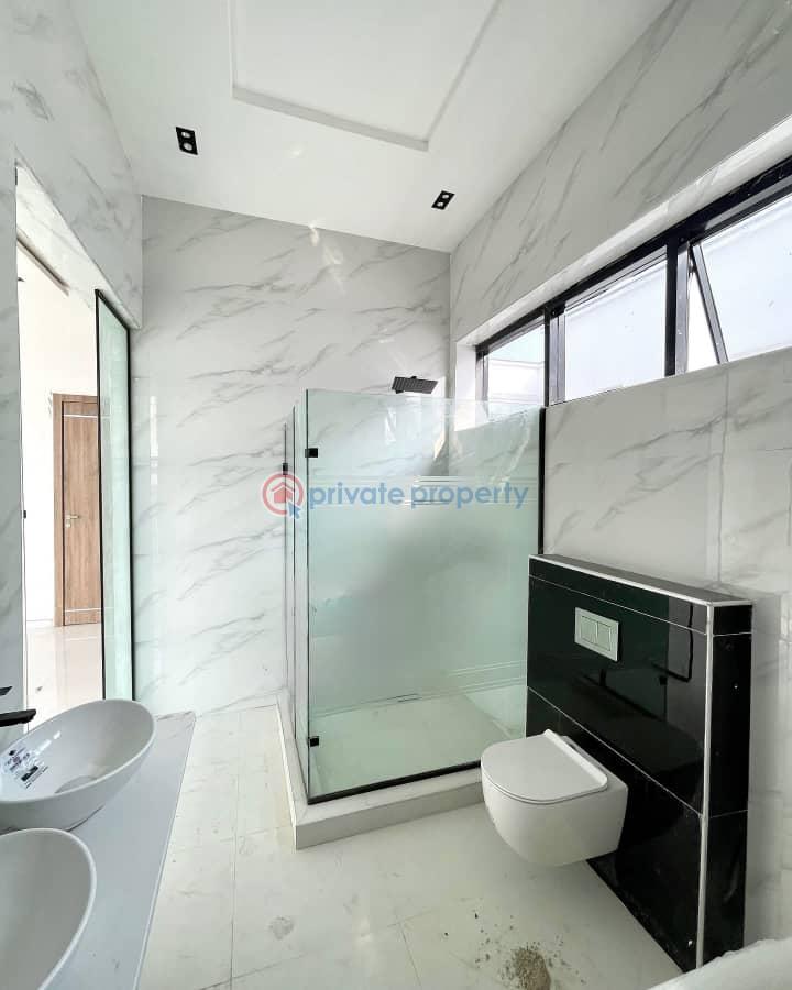 5 bedroom House For Sale Chevron Lekki Lagos - 2