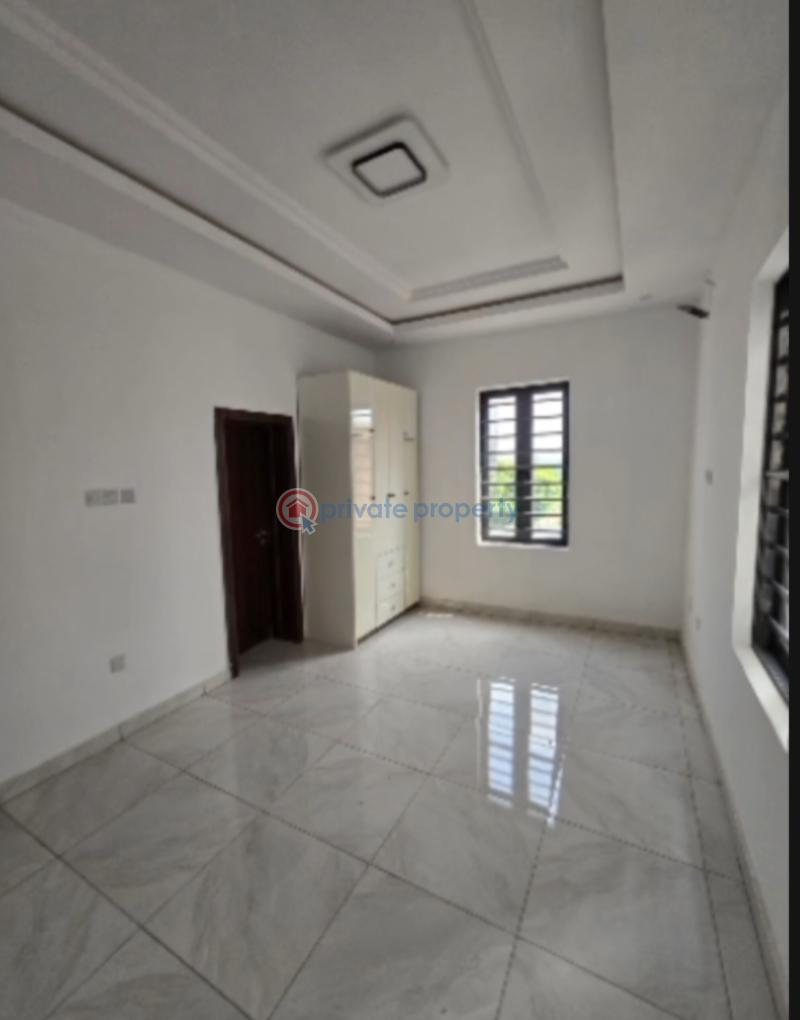 5 bedroom Detached Duplex For Sale Magodo Gra Phase Ii Magodo GRA Phase 2 Kosofe/Ikosi Lagos - 1