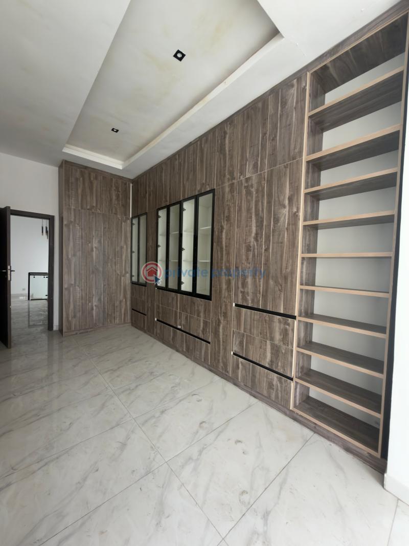5 bedroom Detached Duplex For Sale Osapa Lekki Lagos - 4