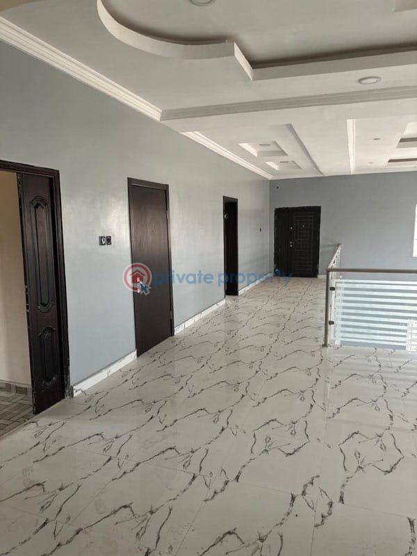 5 bedroom Detached Duplex For Sale Ateere Akala Express Ibadan Oyo - 4