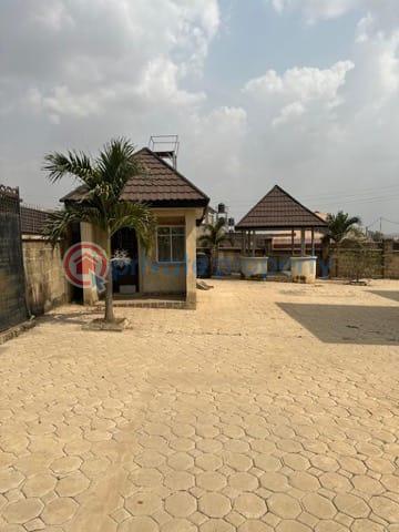 5 bedroom Detached Duplex For Sale Ateere Akala Express Ibadan Oyo - 3