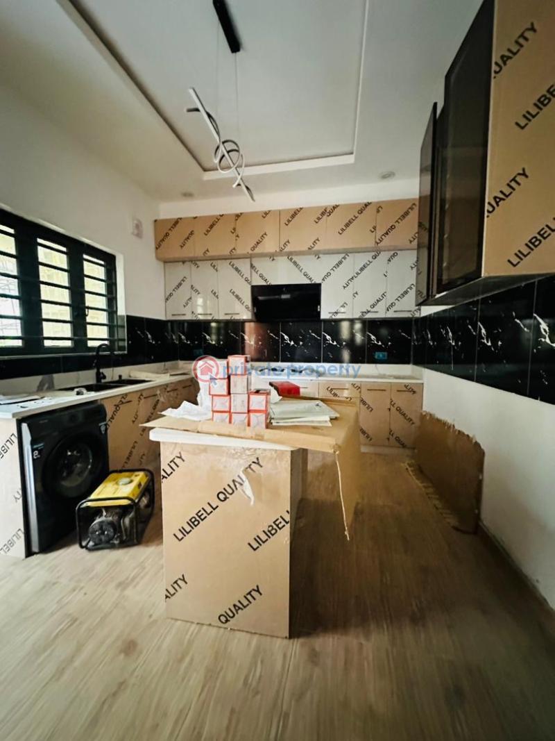 5 bedroom Detached Duplex For Sale Adeniyi Jones Ikeja Lagos - 12