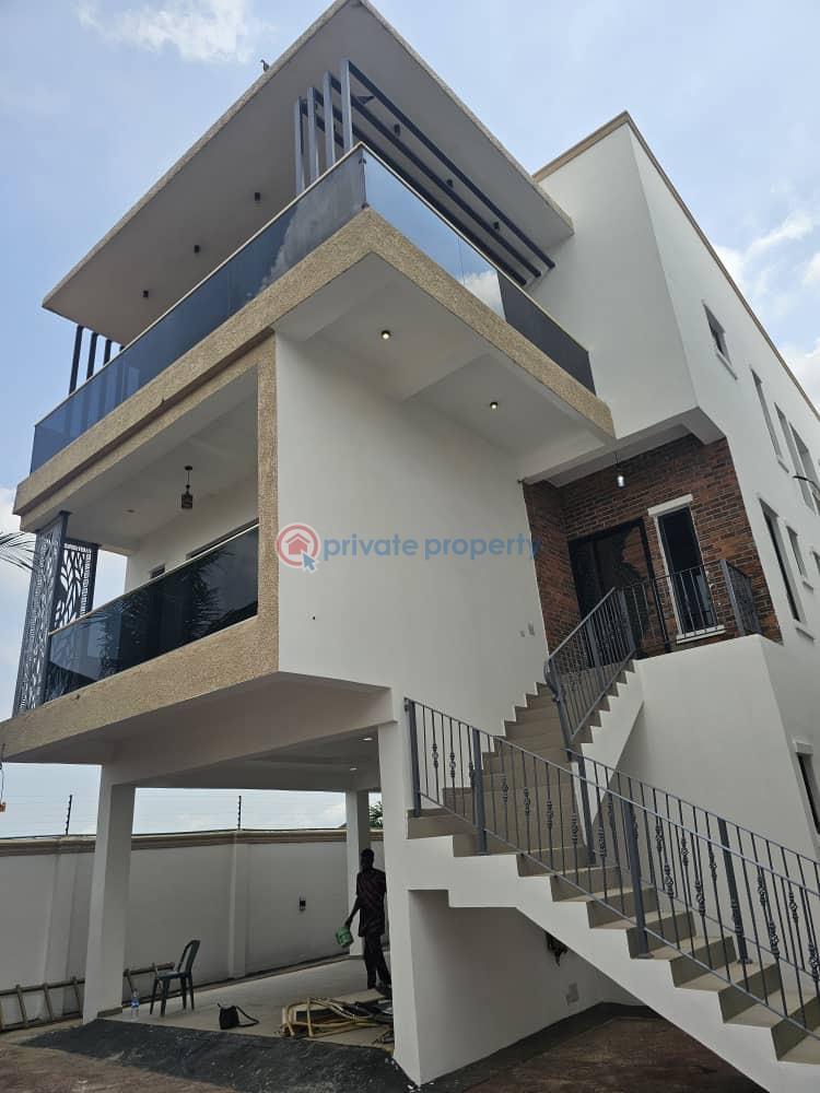 5 bedroom Duplex For Sale Magodo Gra, Phase 2 Shangisha Maryland Lagos - 3