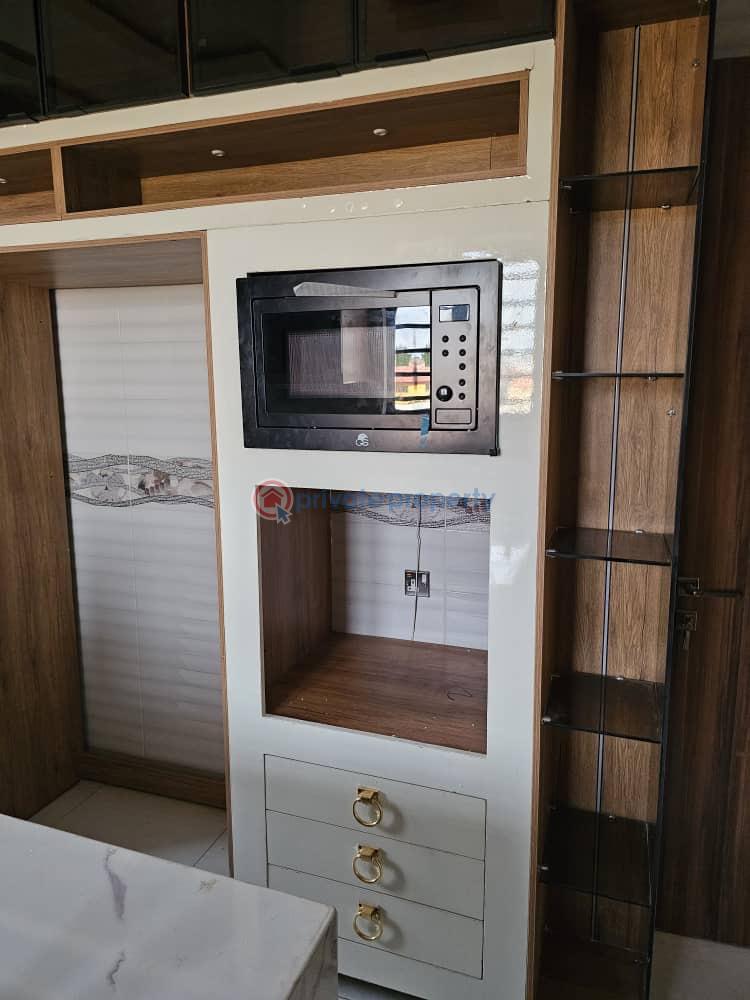 5 bedroom Duplex For Sale Magodo Gra, Phase 2 Shangisha Maryland Lagos - 1