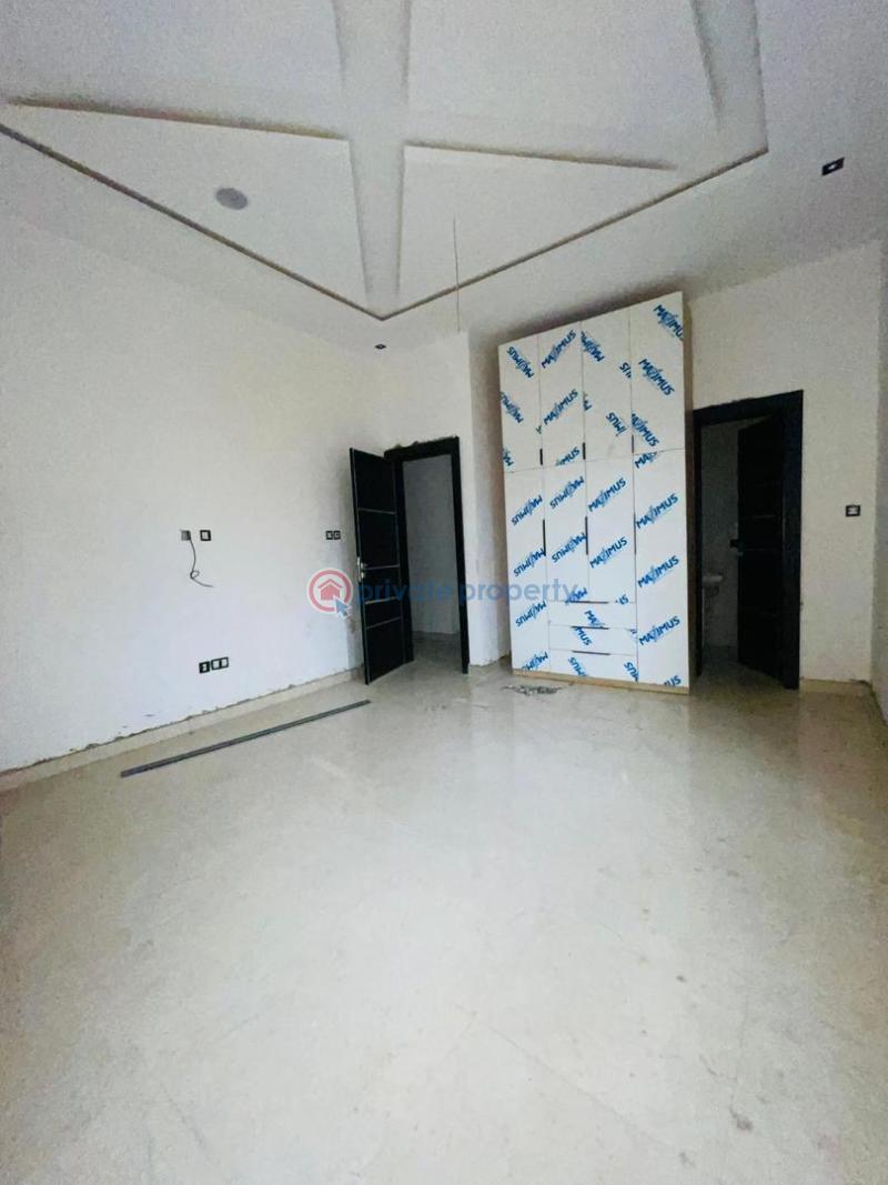 5 bedroom Detached Duplex For Sale Omole Phase 2 Ojodu Lagos - 10