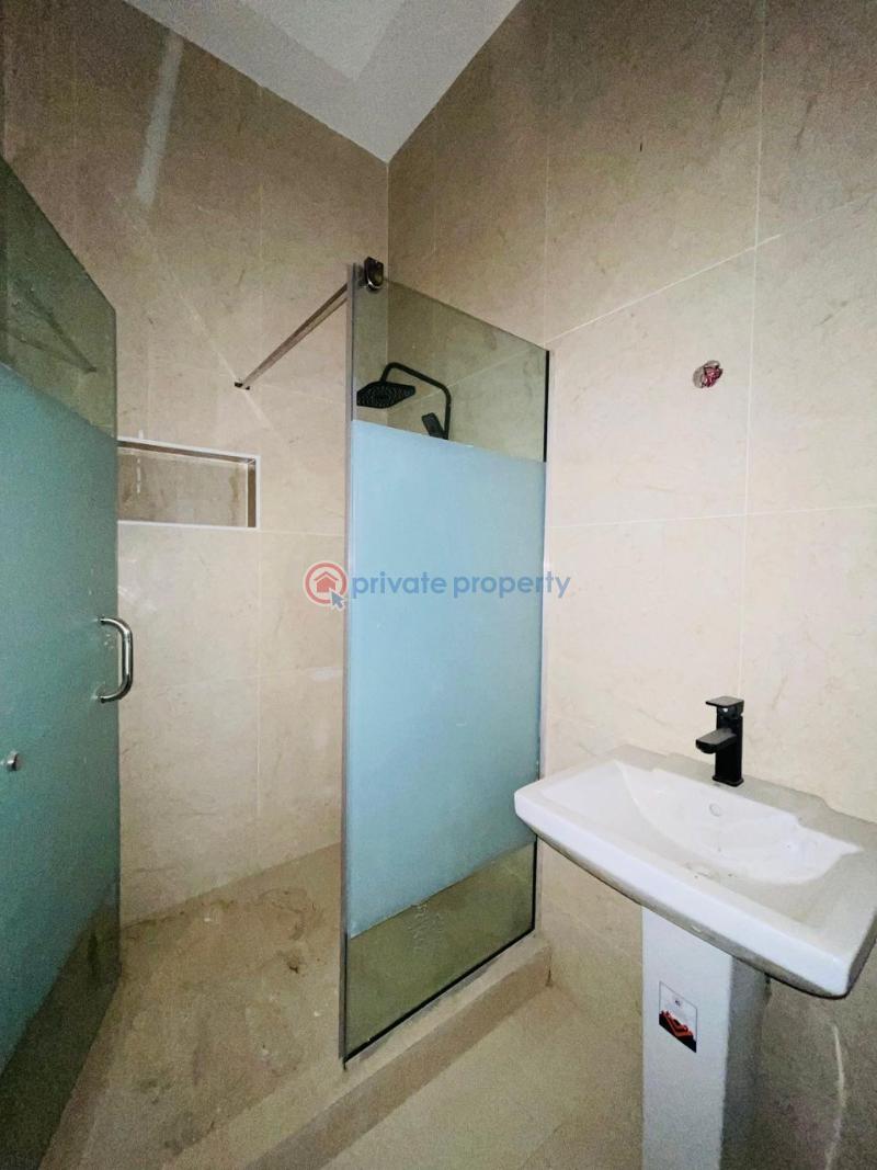 5 bedroom Detached Duplex For Sale Omole Phase 2 Ojodu Lagos - 12