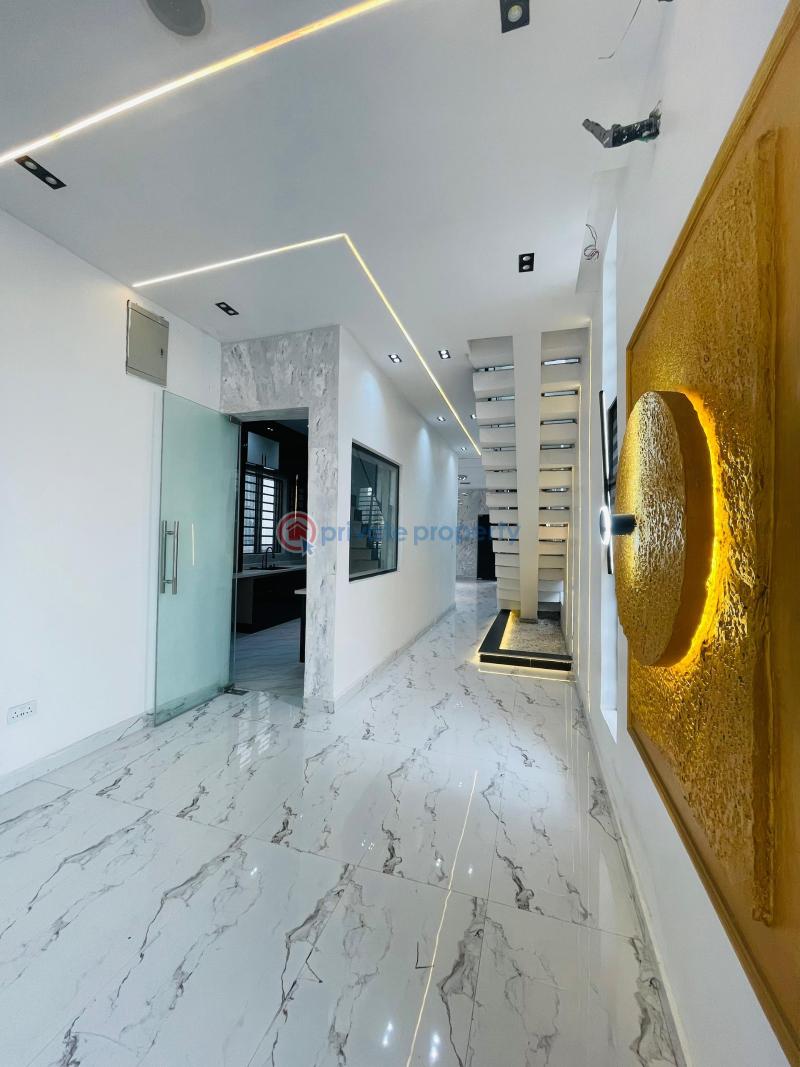 5 bedroom Detached Duplex For Sale Chevron Drive Lekki Lagos - 5