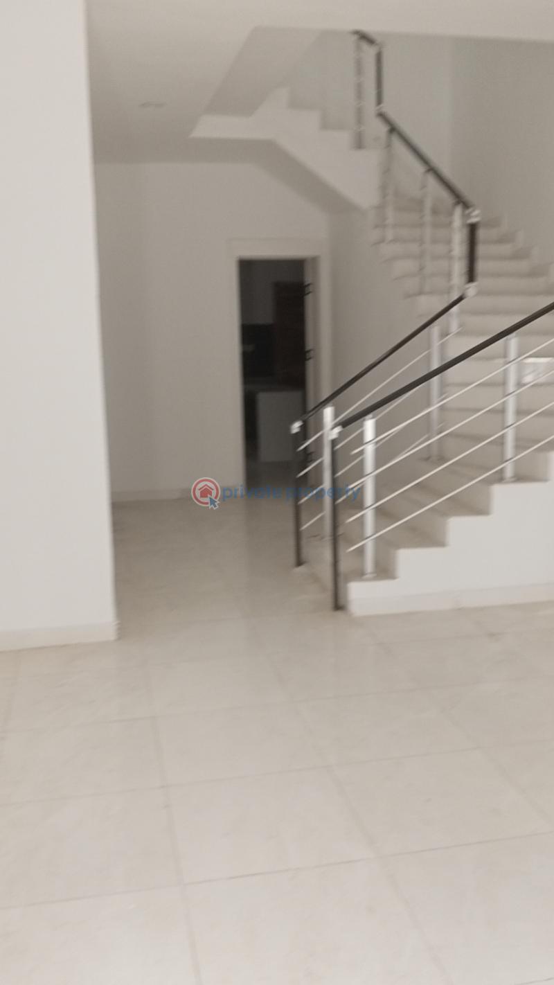 5 bedroom Duplex For Sale Orchid Roundabout By Enyo Filling Station Lafiaji Lekki Lagos - 3