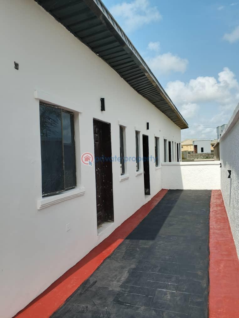 5 bedroom Semi detached Duplex For Sale Chàplin Court Estate, Beside New Ojaja Mall, Opposite Lekki Scheme 2 Gate,ogombo Road, Abraham Adesanya, Lagos State Abraham Adesanya Ajah Lagos - 8