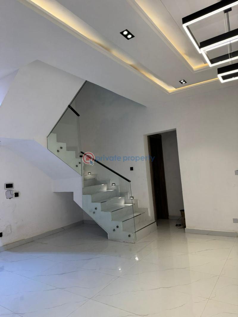 5 bedroom Detached Duplex For Sale Magodo GRA Phase 2 Kosofe/Ikosi Lagos - 1