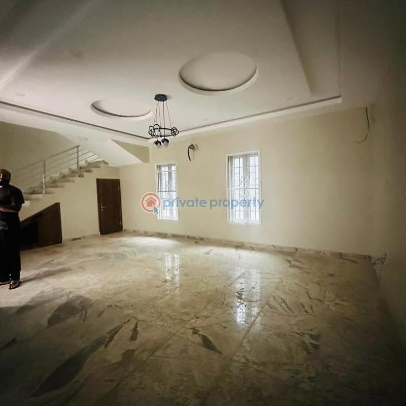 5 bedroom Detached Duplex For Sale Magodo Phase 2 Magodo GRA Phase 2 Kosofe/Ikosi Lagos - 6