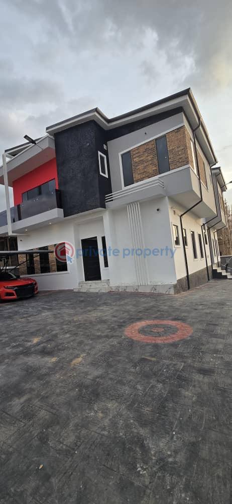 5 bedroom Detached Duplex For Sale Wuye Abuja Phase 2  - 11