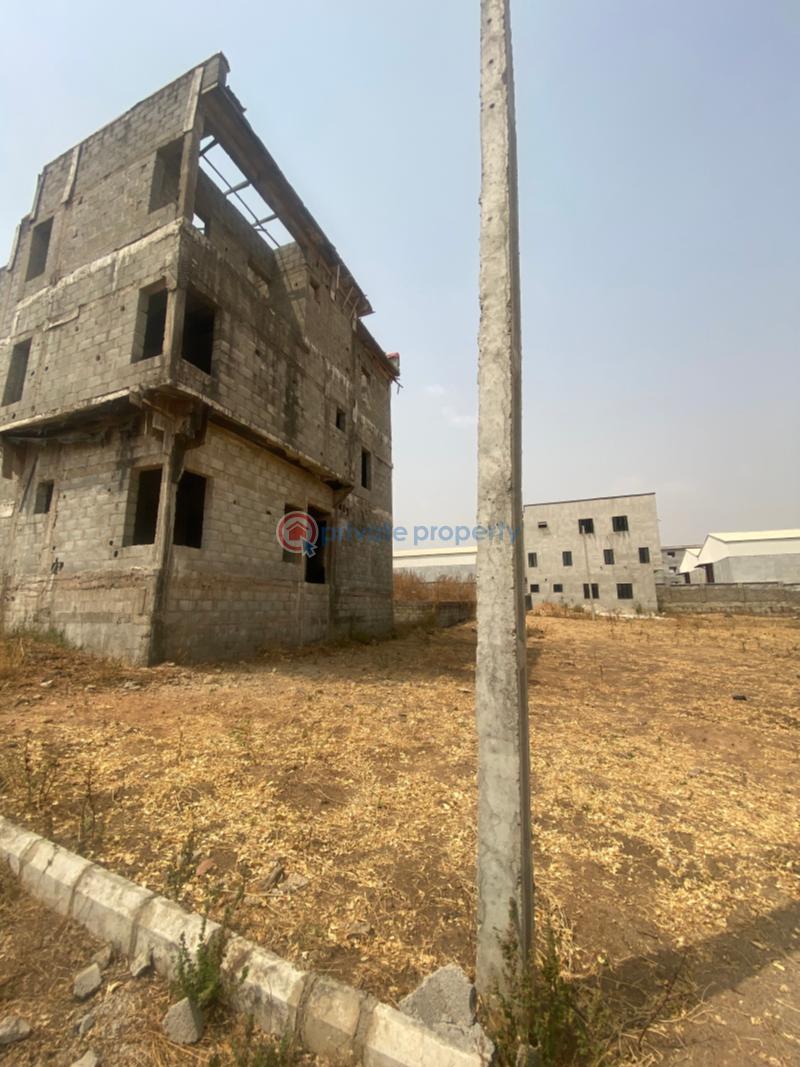 5 bedroom Detached Duplex For Sale Karsana Abuja Phase 3  - 2