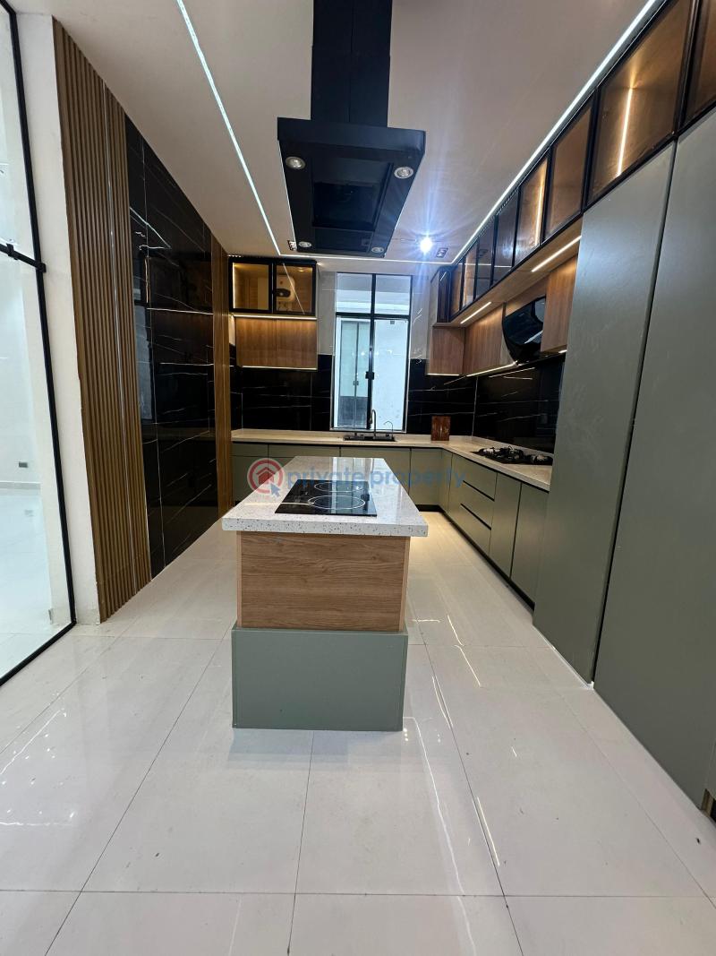 6 bedroom Detached Duplex For Sale Chevron Drive Lekki Lagos - 2