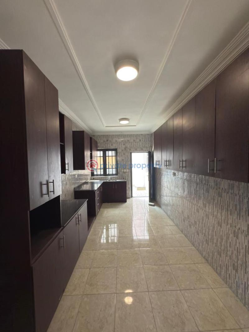 8 bedroom Detached Duplex For Rent Lekki Phase 1 Lagos - 1