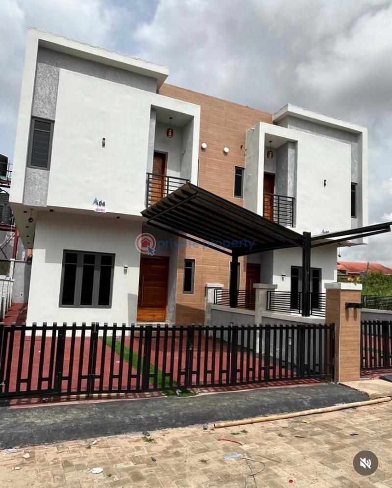 4 bedroom Semi detached Duplex For Sale Command Bus Stop Alimosho Lagos - 11