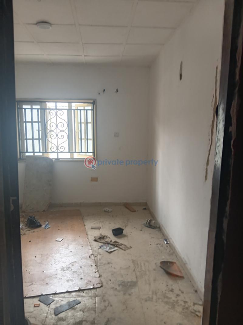 1 bedroom Self Contain For Rent United Estate Sangotedo Lagos - 5