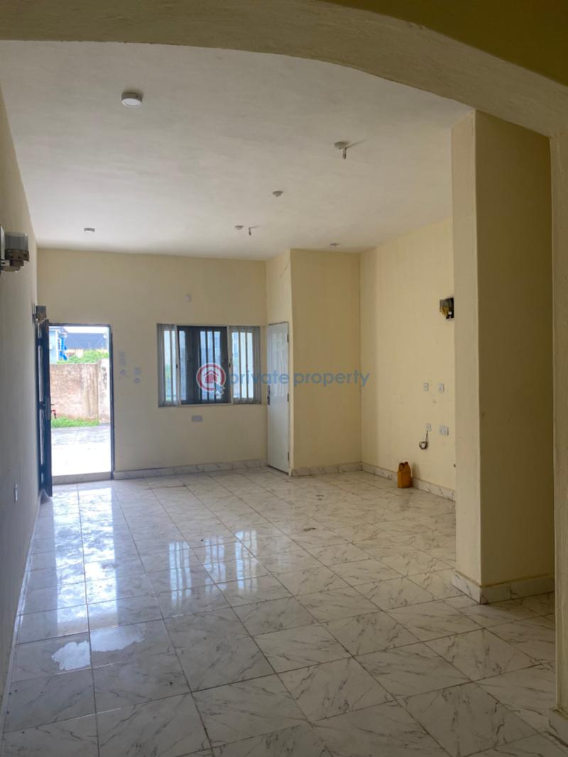 Tastefully built block of flats, spacious compound - 23 Townhouse For Sale Abba Father Axis Umuguma, Owerri West Lga Owerri Imo - 23