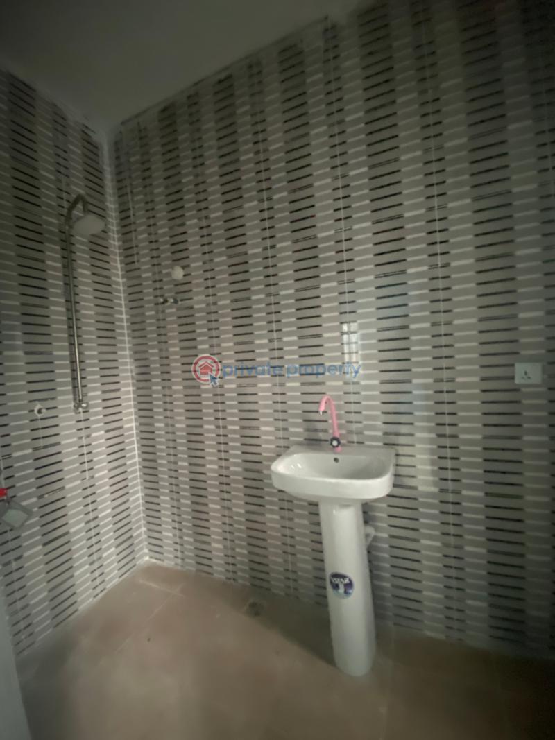 Tastefully built block of flats, spacious compound - 20 Townhouse For Sale Abba Father Axis Umuguma, Owerri West Lga Owerri Imo - 20