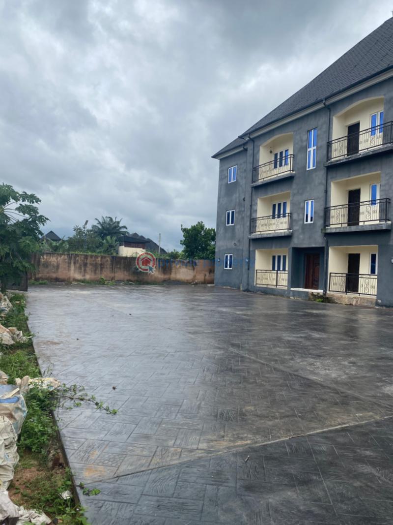 Tastefully built block of flats, spacious compound - 5 Townhouse For Sale Abba Father Axis Umuguma, Owerri West Lga Owerri Imo - 5