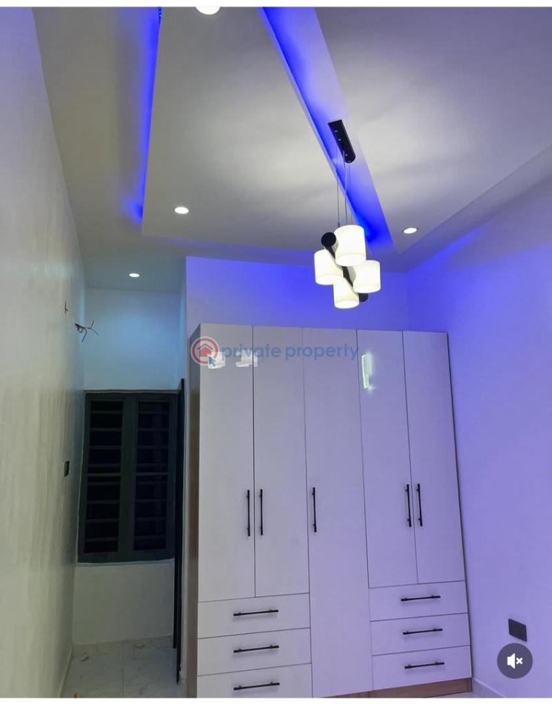 4 bedroom Semi detached Duplex For Sale Command Bus Stop Alimosho Lagos - 6