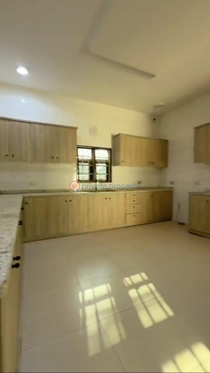 5 bedroom Detached Duplex For Rent Guzape Abuja Phase 1  - 11