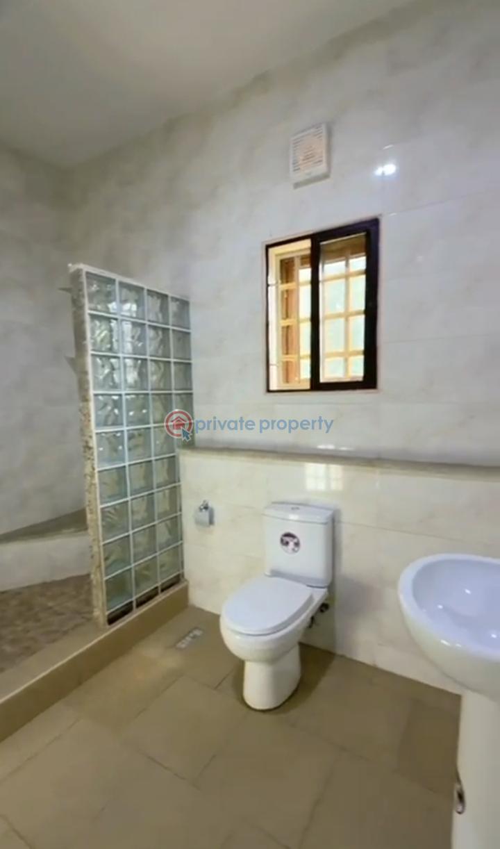 5 bedroom Detached Duplex For Rent Guzape Abuja Phase 1  - 17