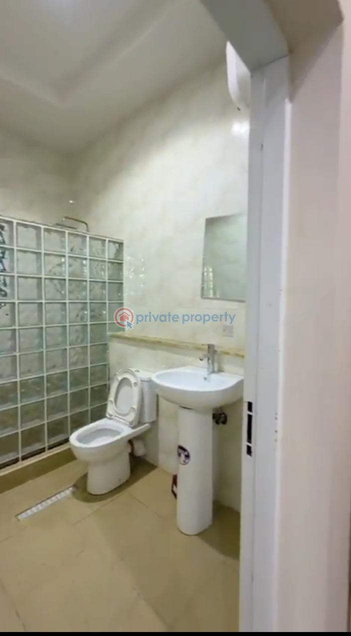 5 bedroom Detached Duplex For Rent Guzape Abuja Phase 1  - 9