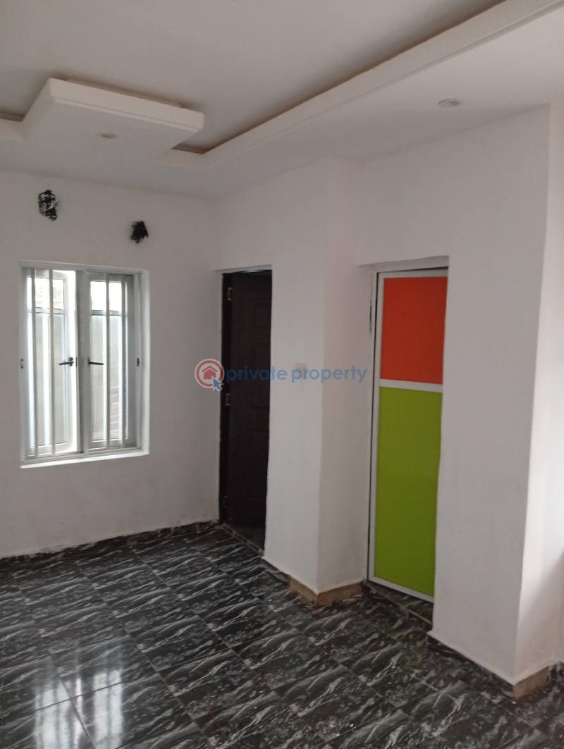 1 bedroom Mini Flat For Rent Bayeku Igbogbo Ikorodu Lagos - 4