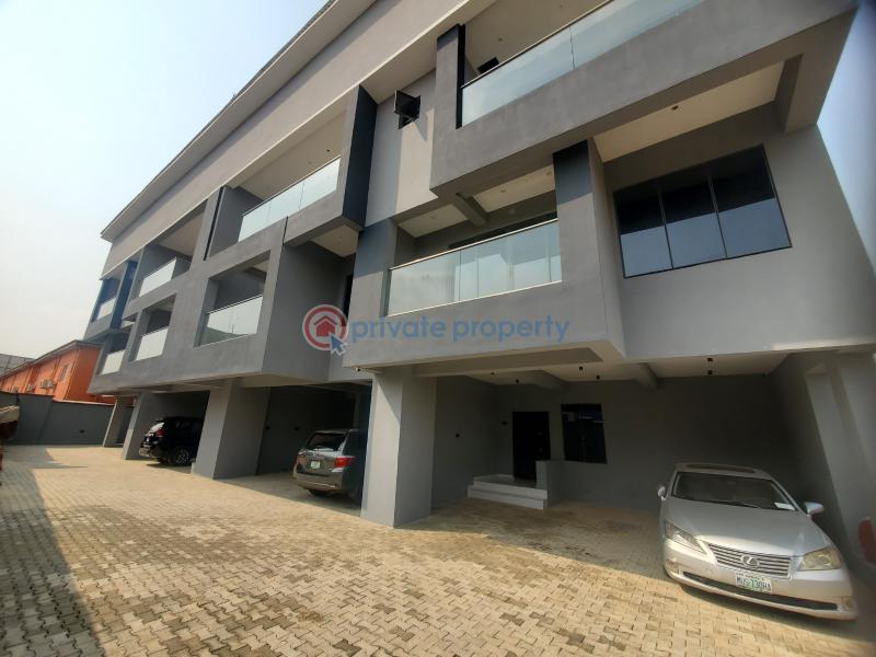 5 bedroom Terrace For Sale Ajao Esta Airport Road Ikeja Lagos - 1