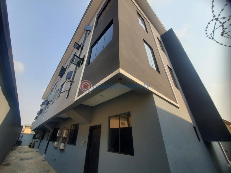 5 bedroom Terrace For Sale Ajao Esta Airport Road Ikeja Lagos - 2