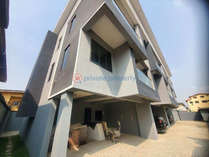 5 bedroom Terrace For Sale Ajao Esta Airport Road Ikeja Lagos - 0