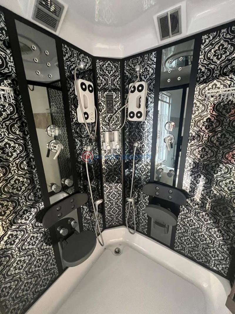 6 bedroom Detached Duplex For Sale Judges Quarters (rokana Estate) Close To Market Square, Owerri, Imo State Owerri Imo - 12