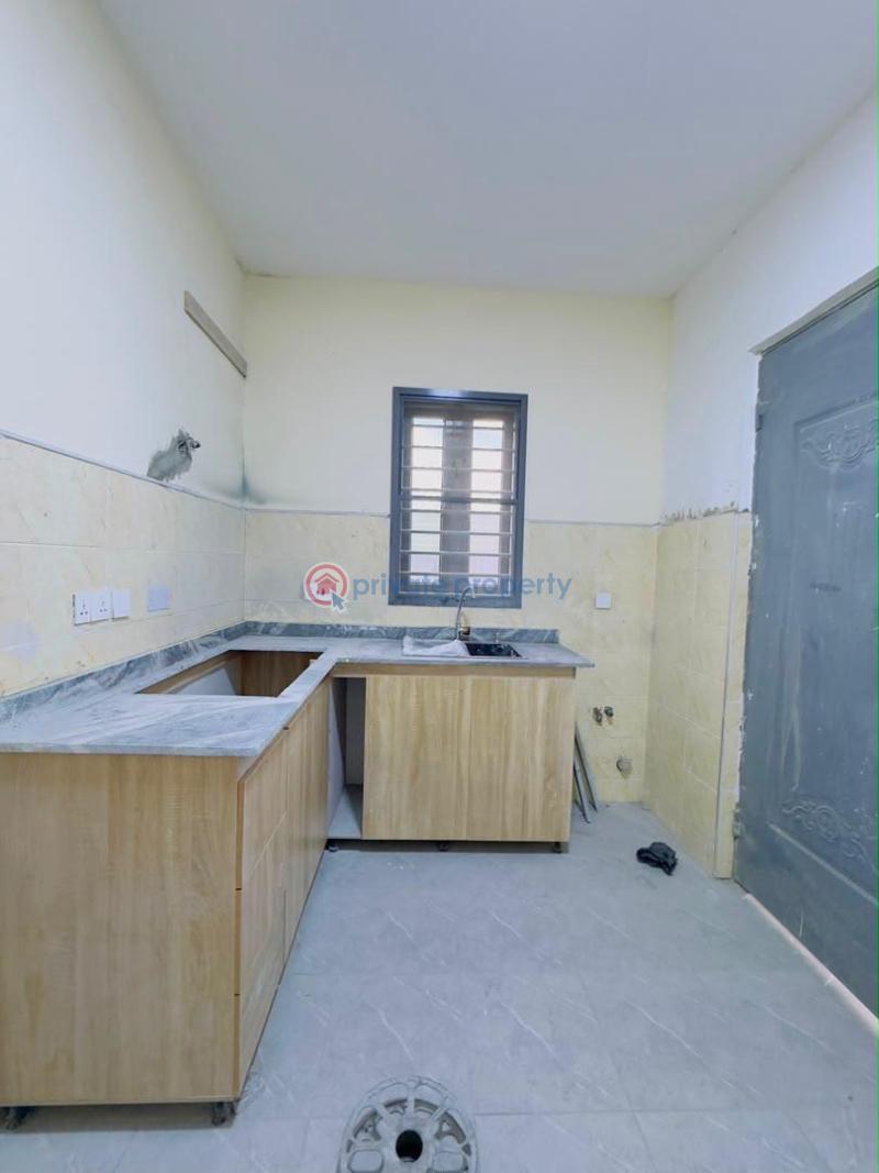 2 bedroom Block Of Flats For Sale Yaba Lagos - 13