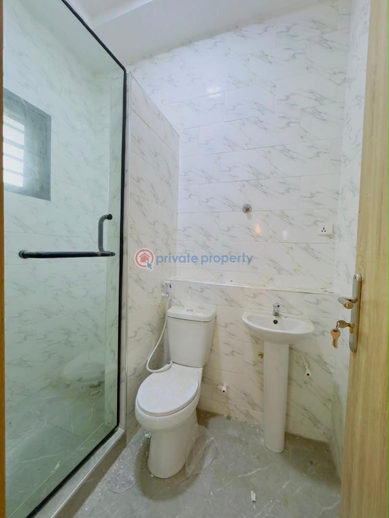 2 bedroom Block Of Flats For Sale Yaba Lagos - 18