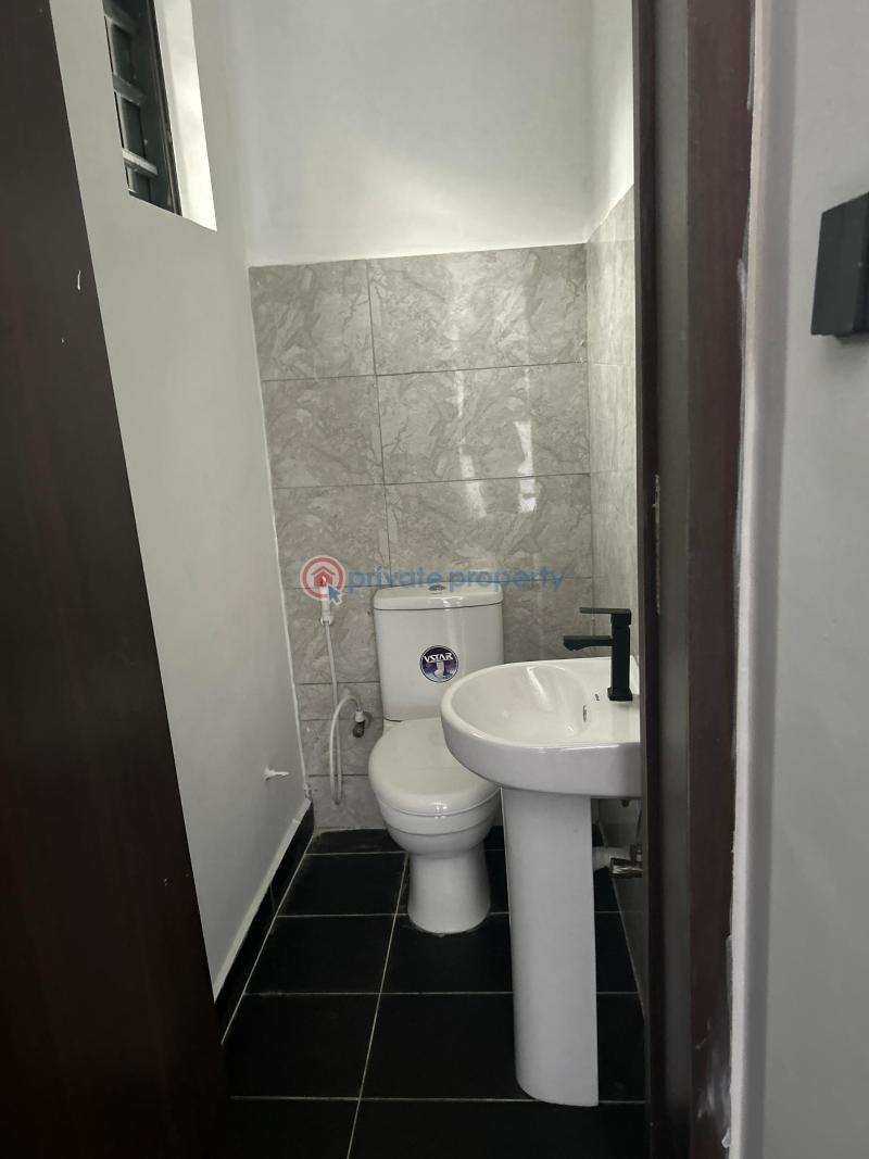 2 bedroom Flat & Apartment For Sale Iyanu Court, Off Allen Avenue Allen Avenue Ikeja Lagos - 8