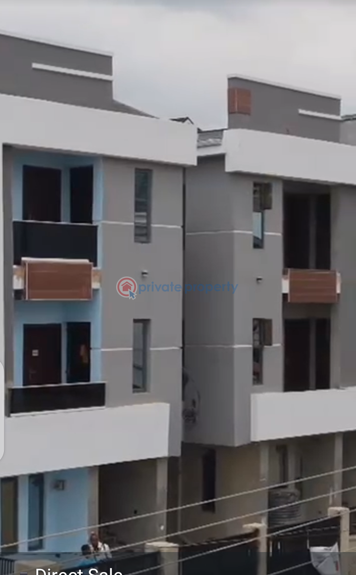 2 bedroom Block Of Flats For Sale Gbagada Lagos - 1