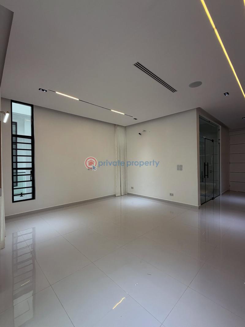 5 bedroom Detached Duplex For Sale Lafiaji Lekki Lagos - 15