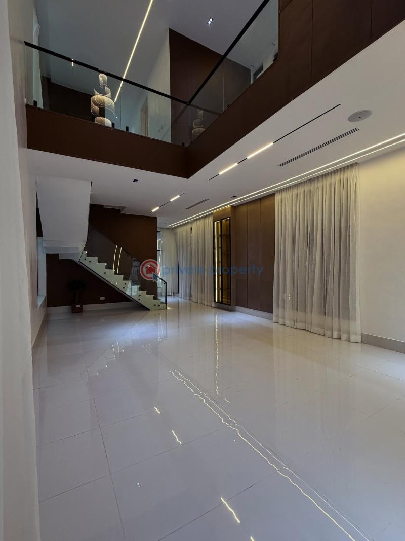 5 bedroom Detached Duplex For Sale Lafiaji Lekki Lagos - 2