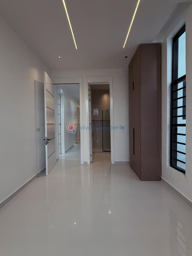5 bedroom Detached Duplex For Sale Lafiaji Lekki Lagos - 12
