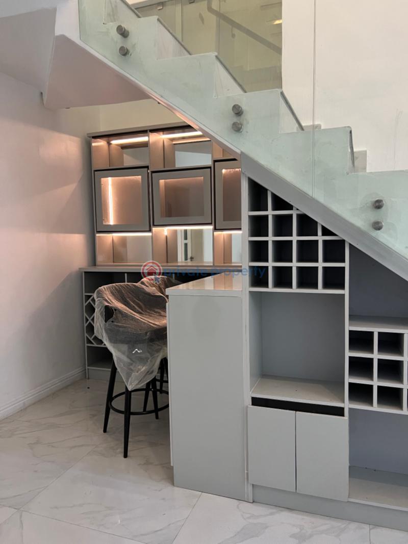 4 bedroom Detached Duplex For Sale Lagos Island  - 3