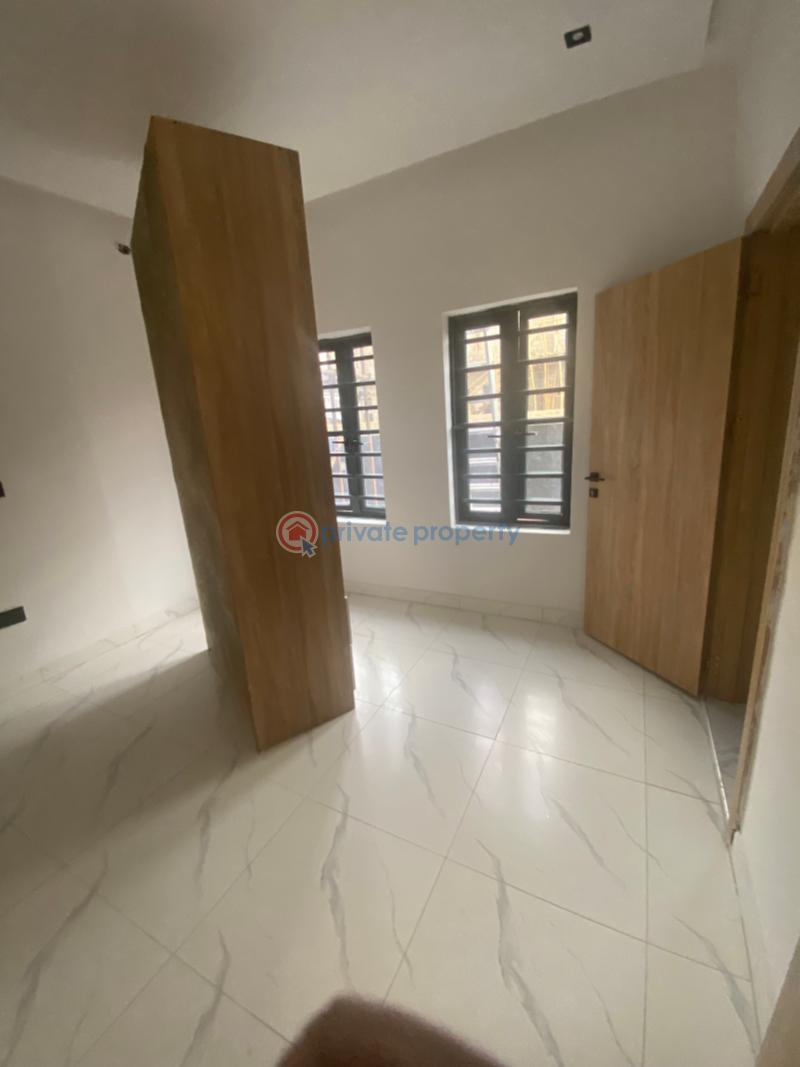 4 bedroom Room or Boys Quarter For Rent Pennisula Estate Monastery Road Sangotedo Lagos - 6
