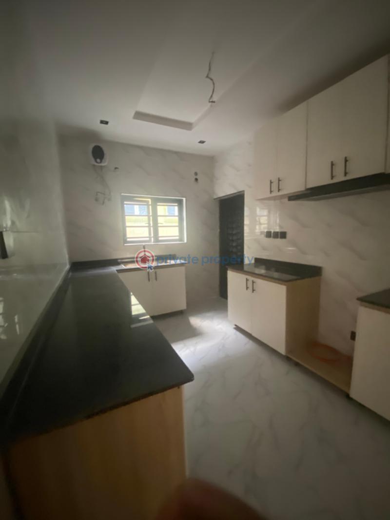 4 bedroom Room or Boys Quarter For Rent Pennisula Estate Monastery Road Sangotedo Lagos - 9