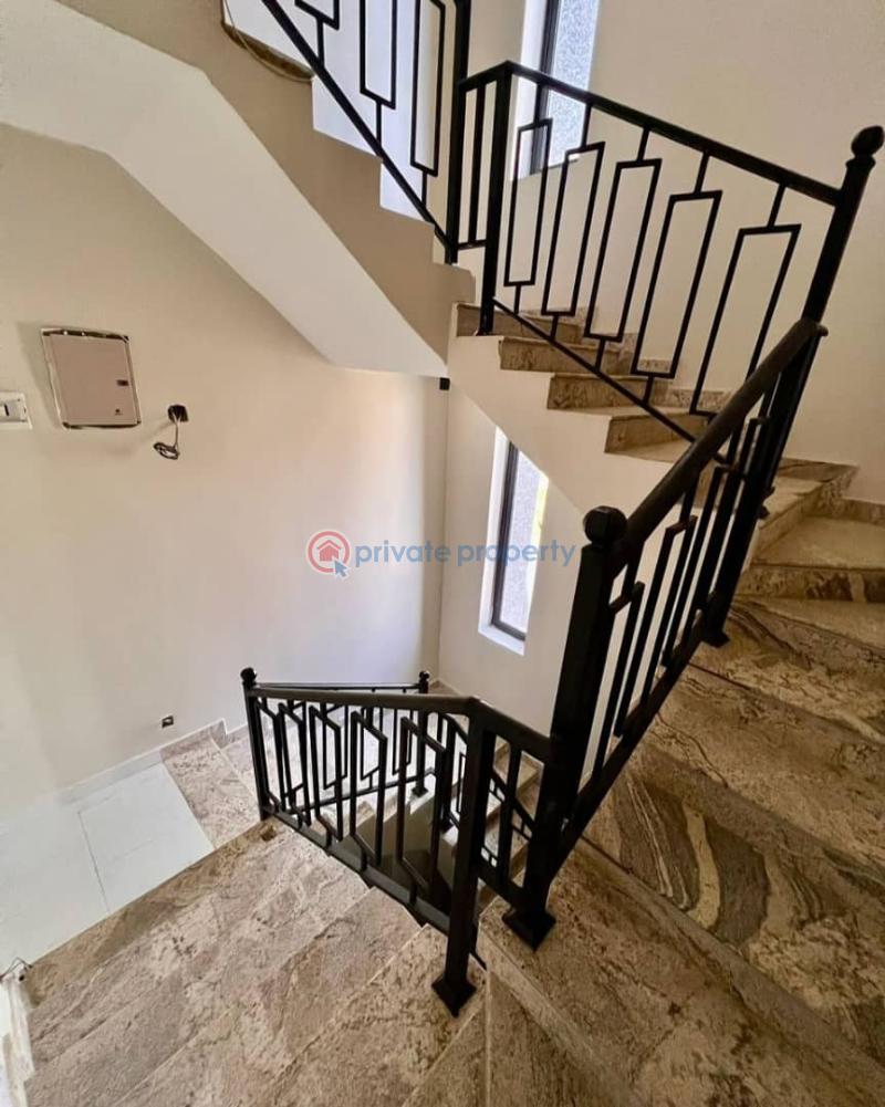 5 bedroom Detached Duplex For Sale Guzape Abuja Phase 1  - 1