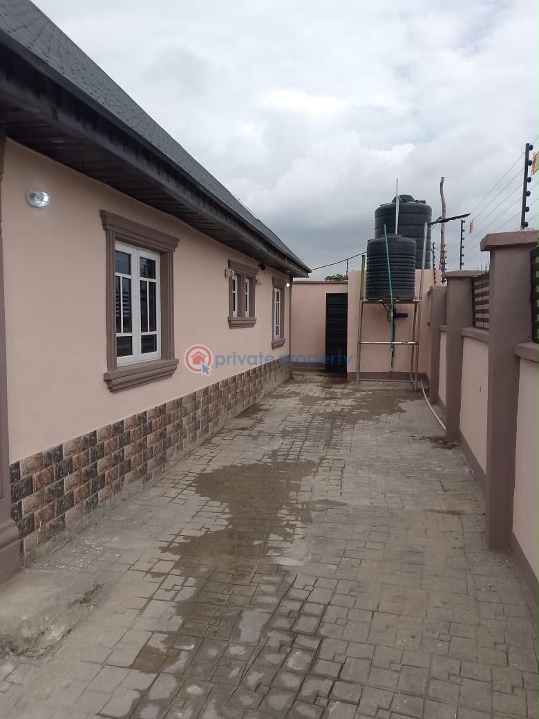 4 bedroom Detached Bungalow For Sale Agba Akin , Bode Olude , Eleja Oke Saje Abeokuta Ogun - 1