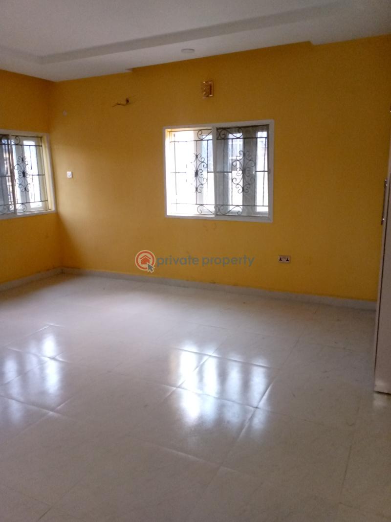 5 bedroom Duplex For Sale Magodo Phase 1 Magodo Isheri Ikeja Lagos - 3