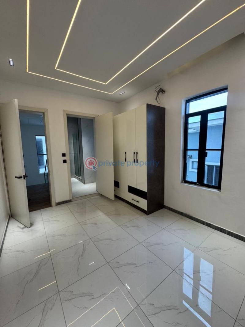 5 bedroom Terraced Duplex For Sale Osapa London. Osapa Lekki Lagos - 9