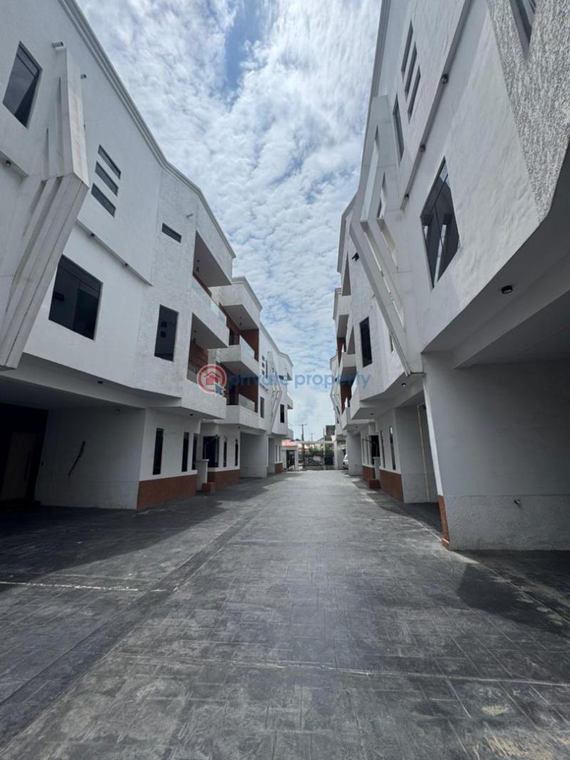 5 bedroom Terraced Duplex For Sale Osapa London. Osapa Lekki Lagos - 2