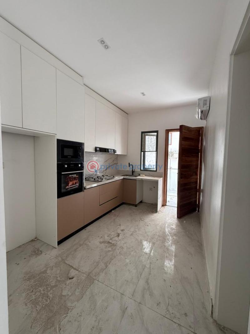 1 bedroom Block Of Flats For Sale Cofo Tittle Lekki Phase 1 Lagos - 5